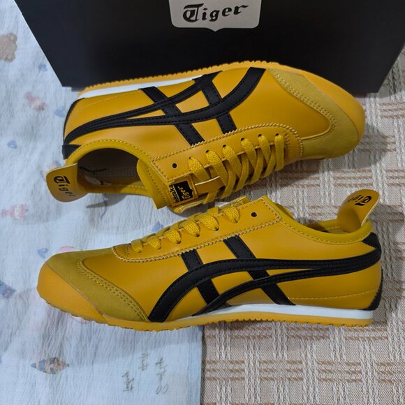 Onitsuka Tiger Yellow Casual Shoes - Picture 5 of 7